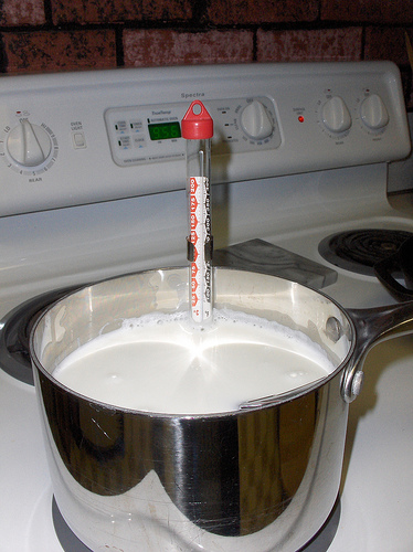 simmering-milk
