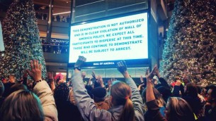 america-mall-protest